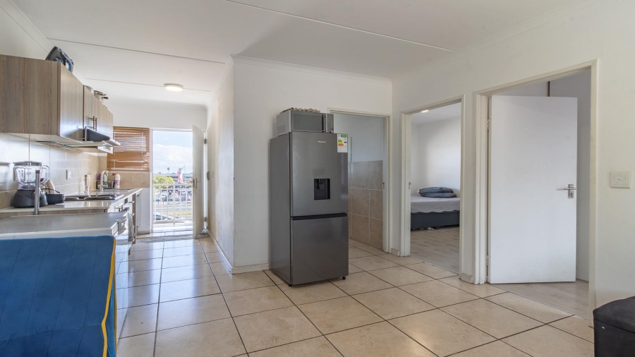 2 Bedroom Property for Sale in Cravenby Western Cape